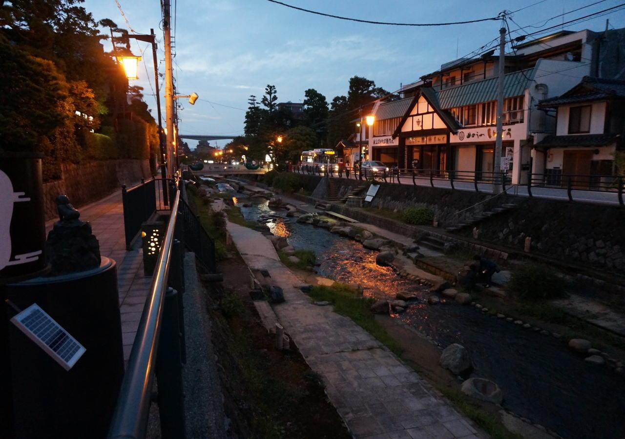 Отель Tamatsukuri Onsen Yujin Chiyonoyu Мацуэ Экстерьер фото